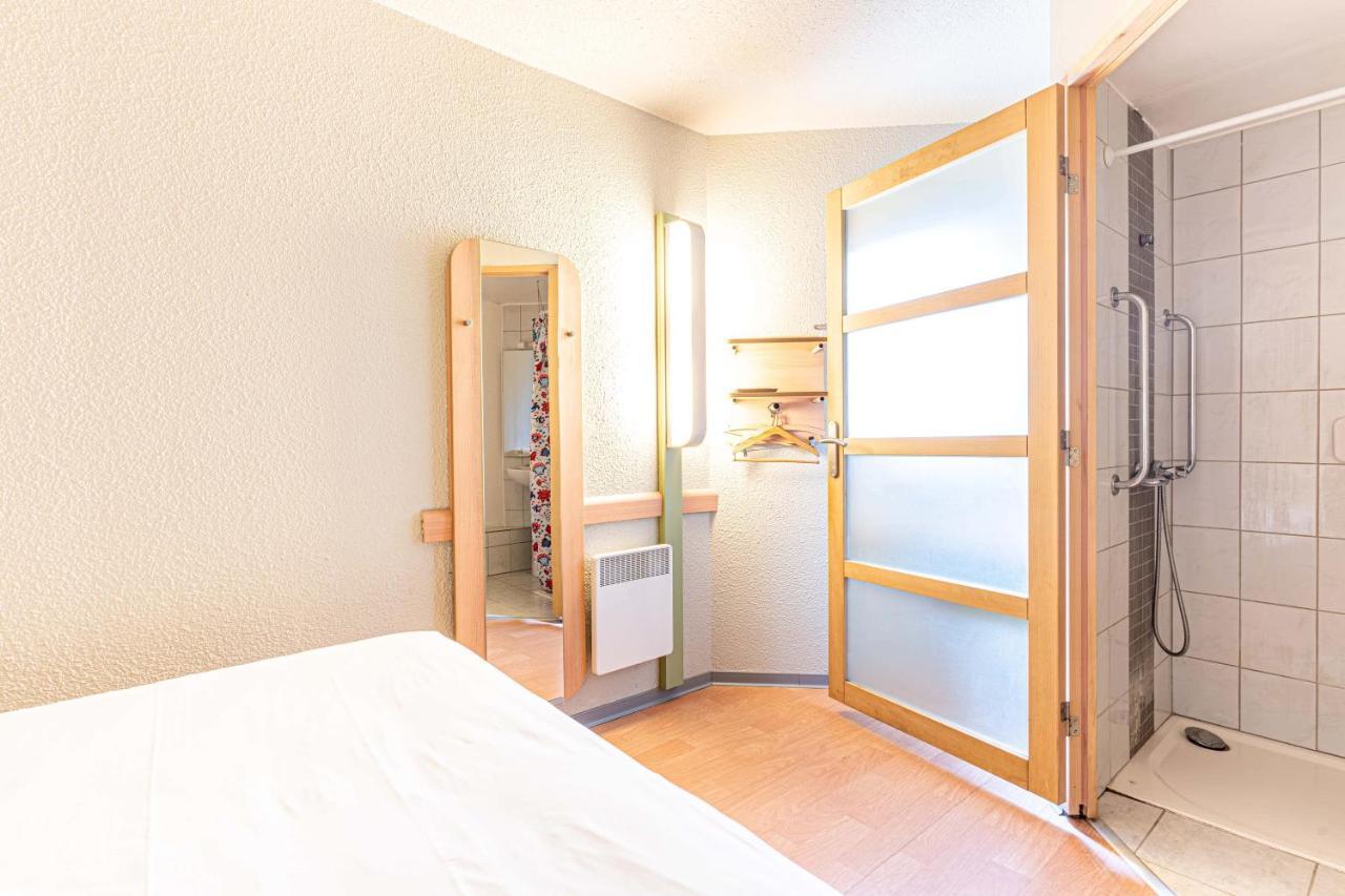 Fasthotel Rouen Sud Hotel 2*